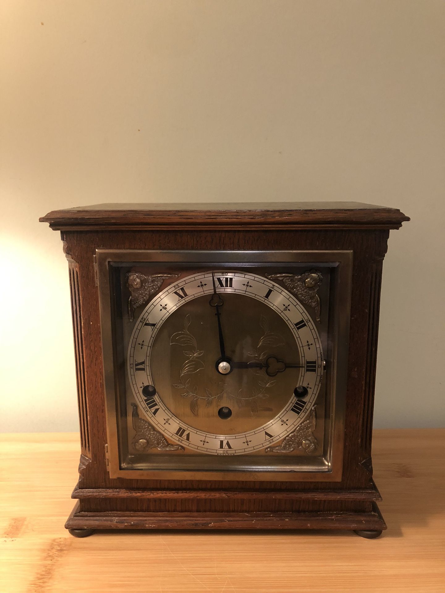 Antique English Eliot 7jewels 8-tone clock