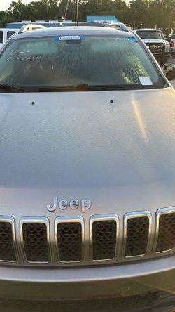 2020 Jeep Cherokee