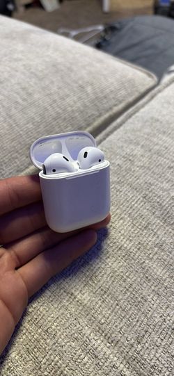 AirPods