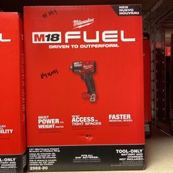 Milwaukee M18 Fuel 1/2” Mid Torque Impact Wrench