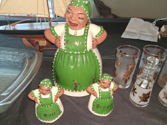 Beautiful cookie  jar and salt and pepper shakers.