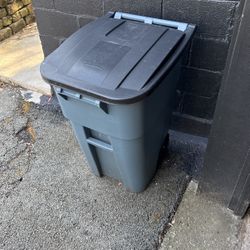 Rubbermaid Dumpster 50gal