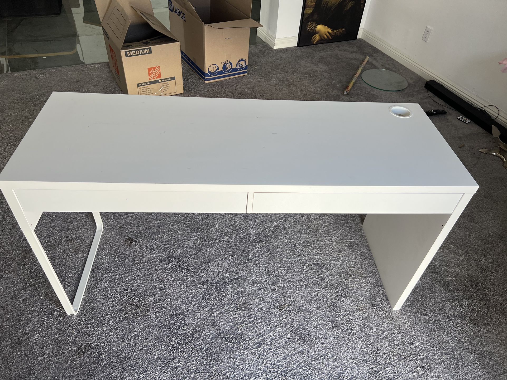 IKEA MICKE Desk