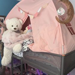 COMPLETE PRINCESS SUITE $250 OBO