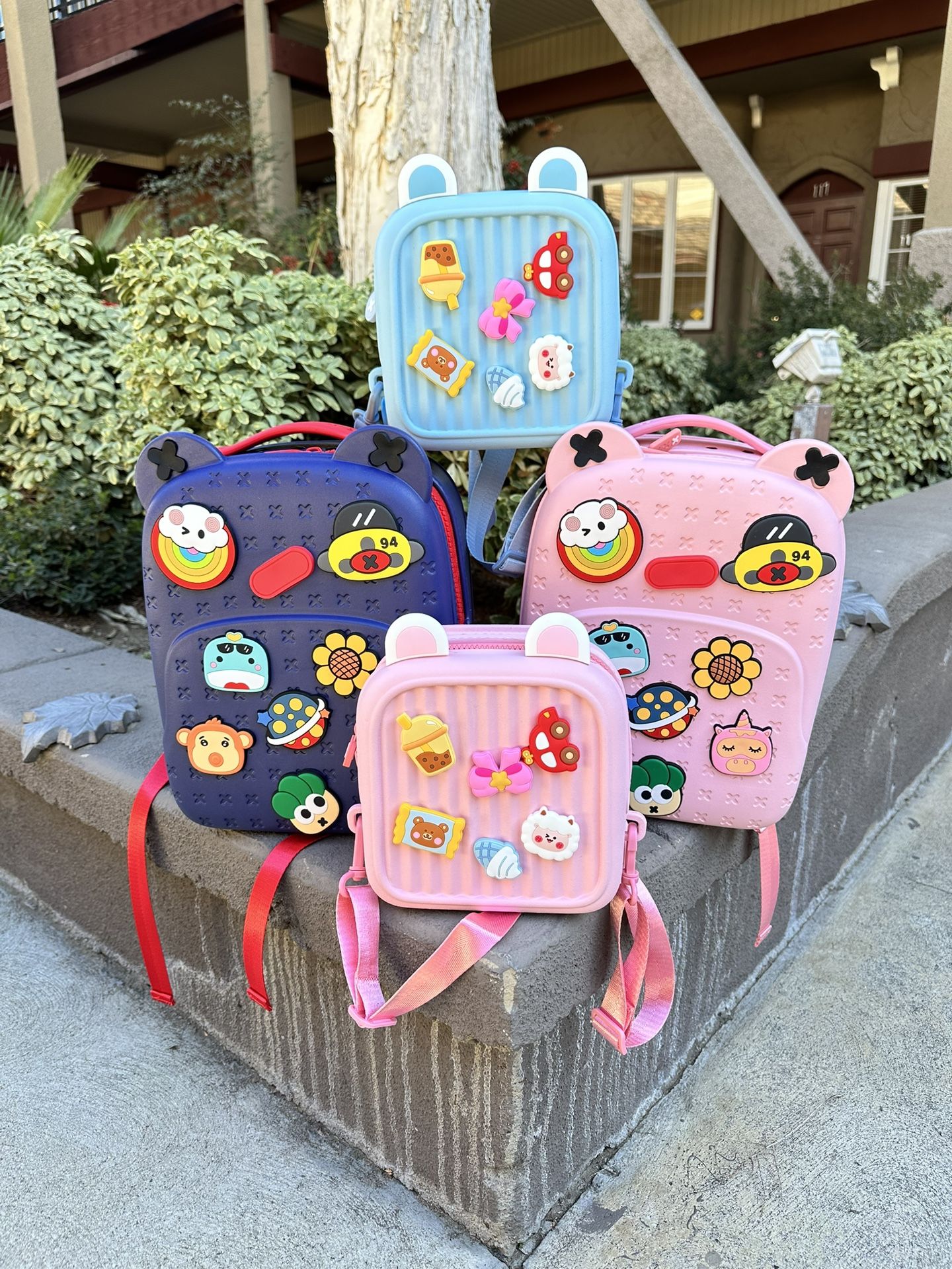 “Crocs” Of Backpacks Children’s Moddable Backpack blue Or pink