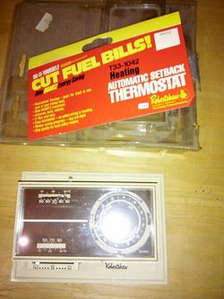 ROBERTSHAW T33-1042 HEATING AUTOMATIC SETBACK THERMOSTAT