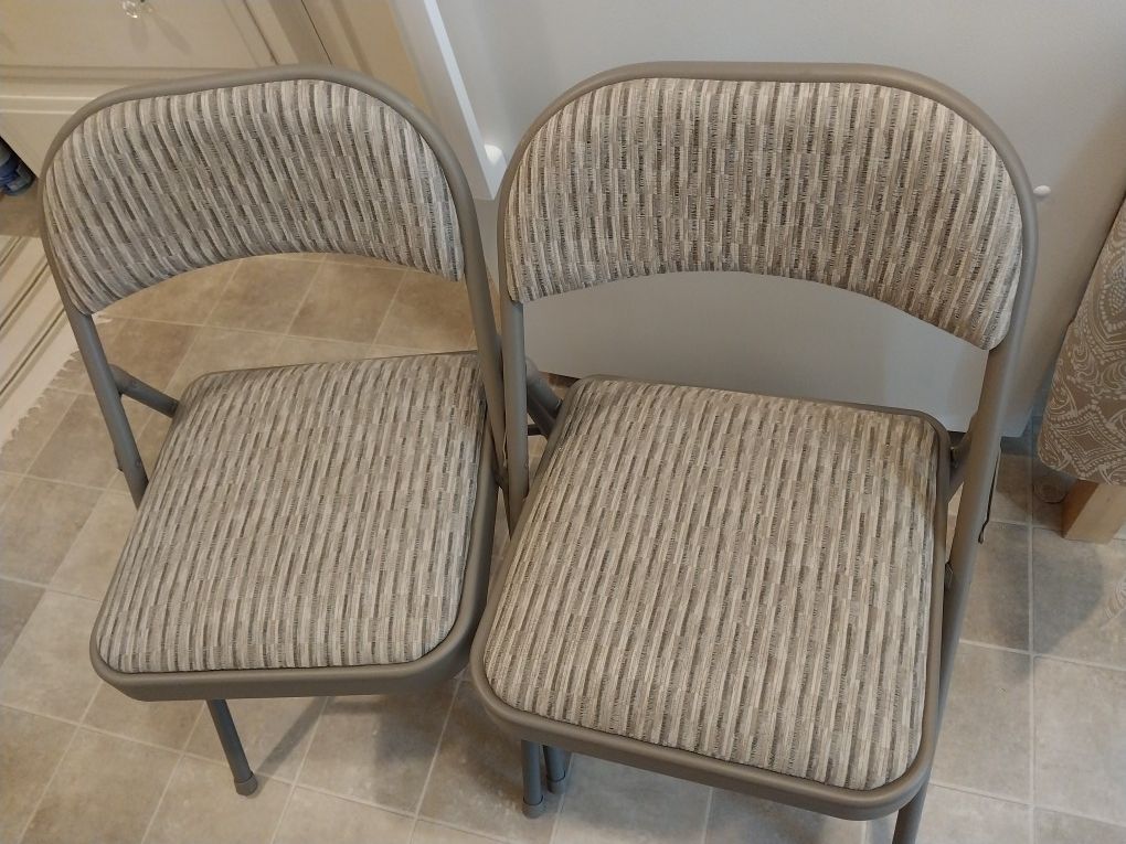 Beautiful Upholstered Folding Chairs