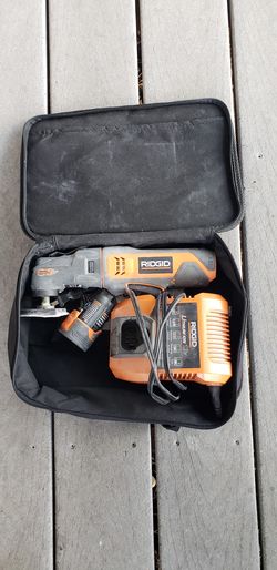 Rigid R8223400 12 Volt Multi-Tool