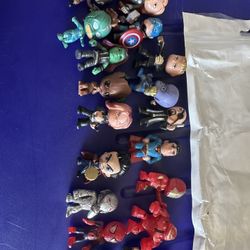 New bundle of mini action, figures, superheroes, and more