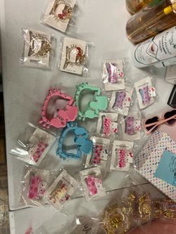 Hair clips