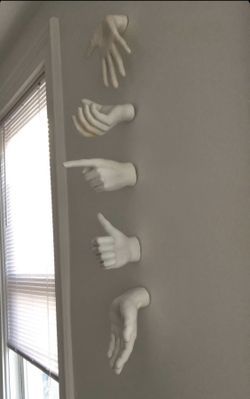 Hands sculptures (pop art)