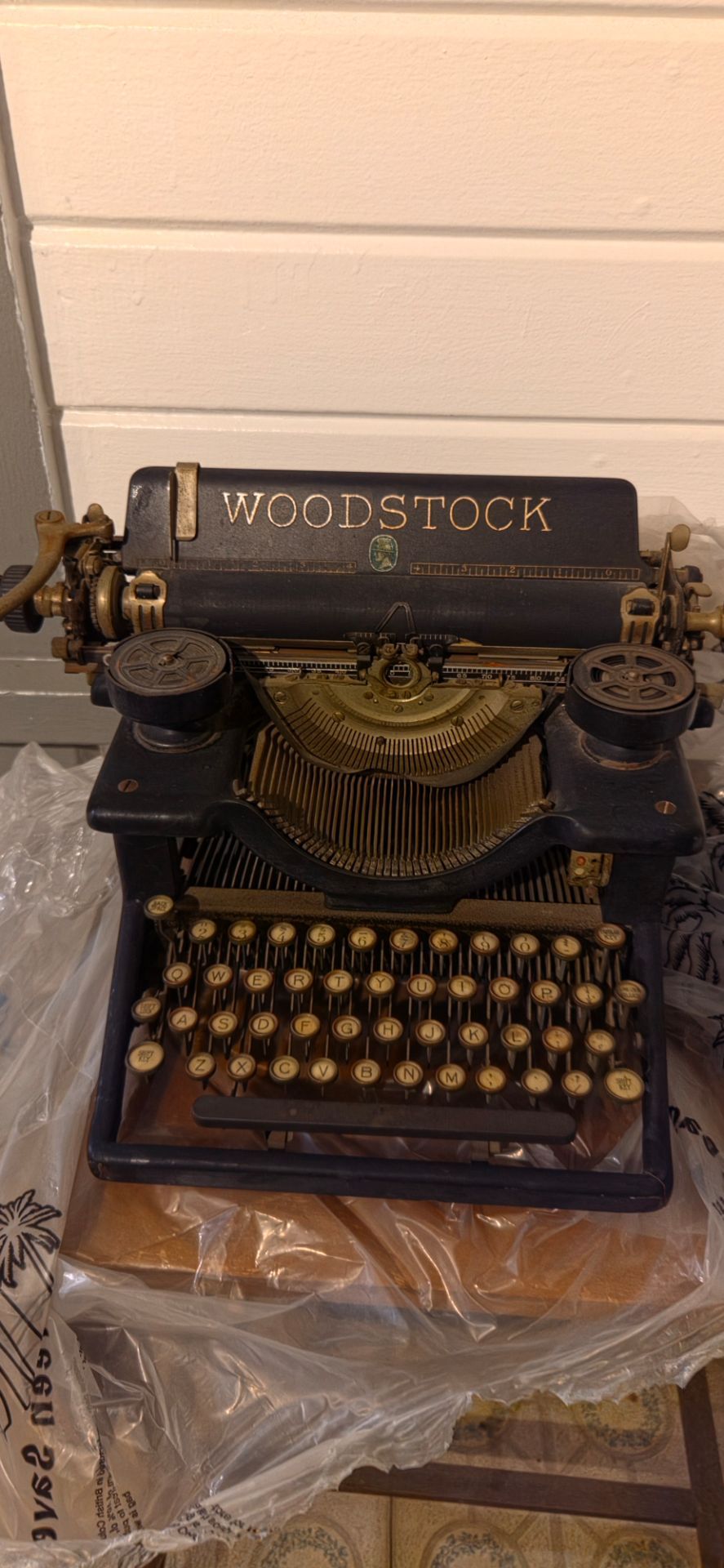 Typewriter- WoodStock Vintage w/stand
