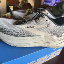 Brooks Ghost Max 2 Men’s 9