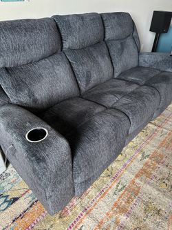 Recliner couch