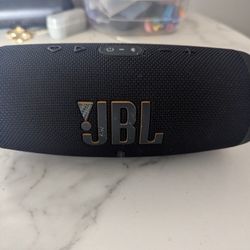 JBL Charge 5 Wifi 