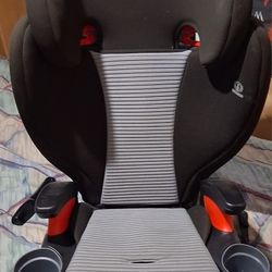 Britax Midpoint Carseat 