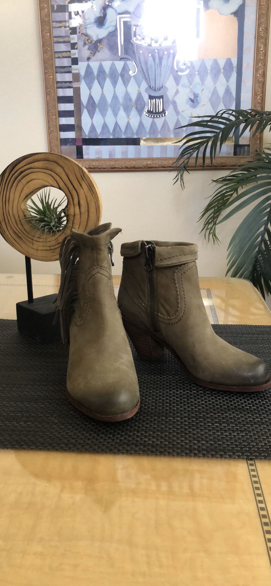 Sam Edelman Louie Ankle Zip Western Bootie Size 6 NEW