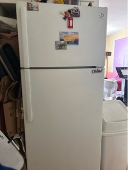 EVERYTHING MUST GO -MAKE AN OFFER -MOVING