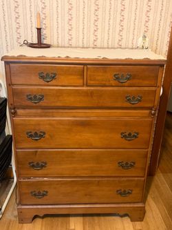 Vintage dresser