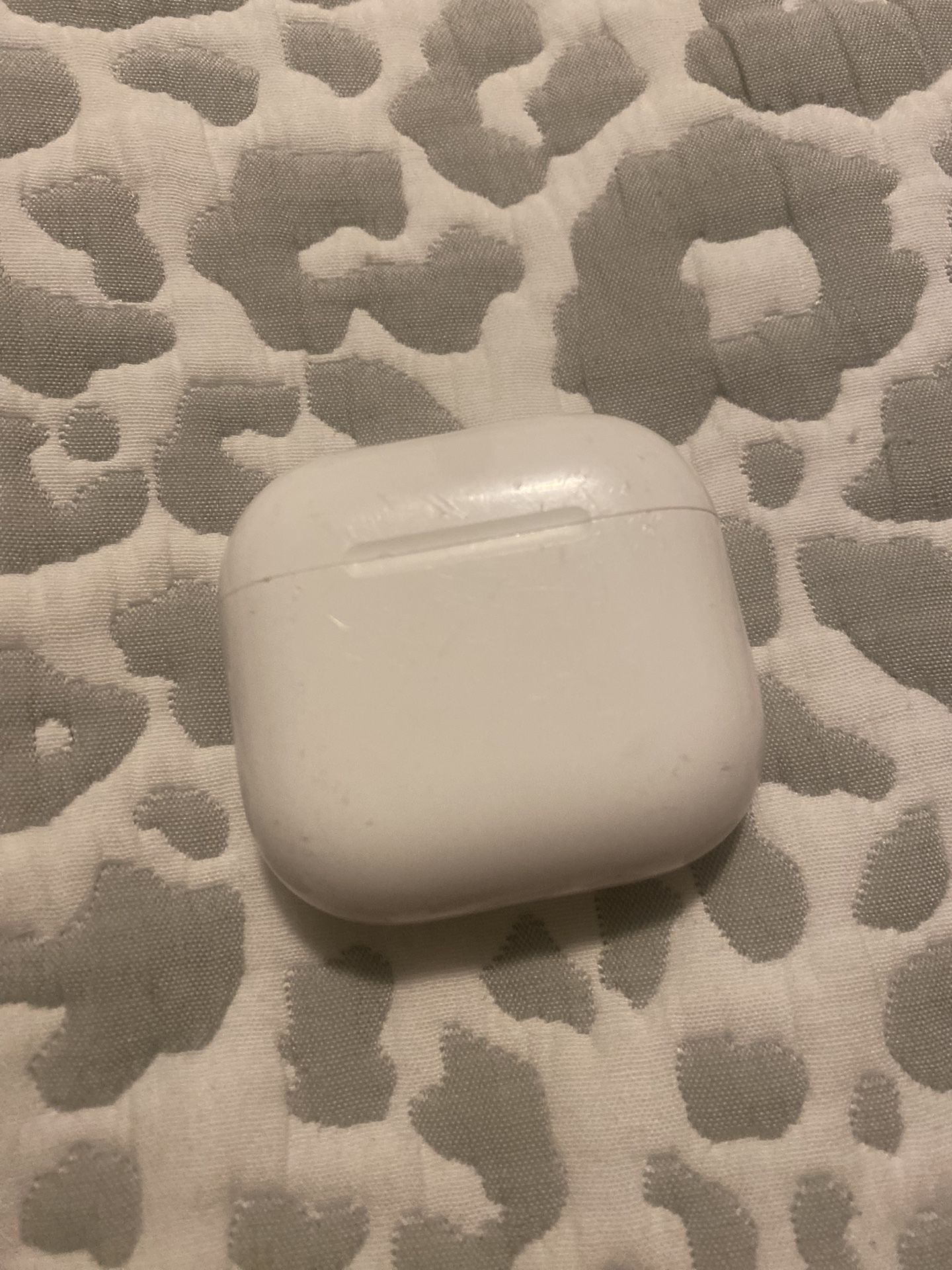 Apple AirPod Charger