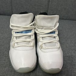 Jordan 11 Legend Blue Lows