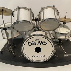 “MINI DRUMS” TOY SET