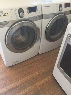 Samsung vrt steam washer and dryer set/ one year warranty/ free delivery and installation