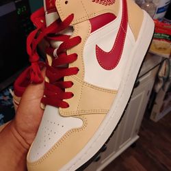 AJ 1 SIZE 10 