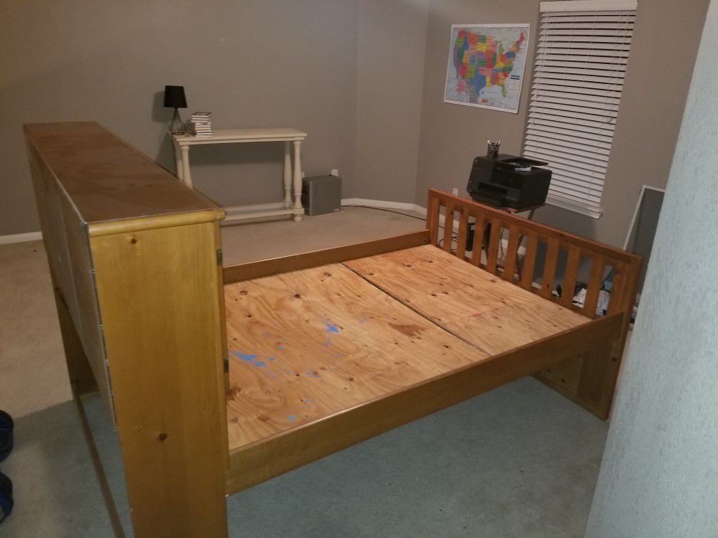 Full size wood bed with drawers and storage underneath