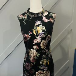 Gorgeous Black Chain Floral 🌺 Dress