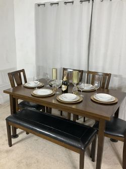 Contemporary Dining Table GATHER YOUR FAMILY!