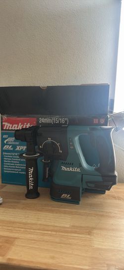 18V LXT Lithium-Ion 1 in. Brushless Cordless SDS-Plus Concrete/Masonry Rotary Hammer Drill (Tool-Only)