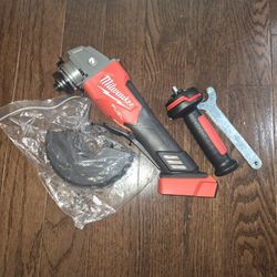 
Milwaukee
M18 FUEL 18V Lithium-Ion Brushless Cordless 4-1/2 in./5 in. Grinder w/Paddle Switch (Tool-Only)