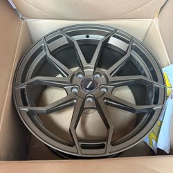 Momo Brand new rims set of  only 3. 19” 