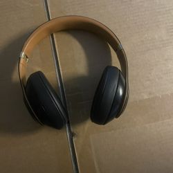 Over The Ear Beats