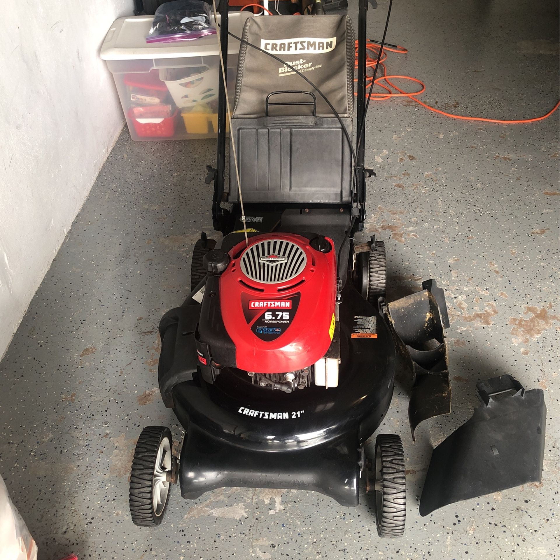 Lawn Mower Craftsman EZ Walk 21 for Sale in Fort Lauderdale FL