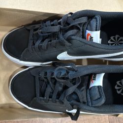 Nike Court Legacy NN