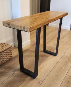 Faux Wood Console/ Entryway Table with Metal Legs