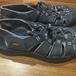 Keen Hiking Sandals Size 10.5 -11 Black Gray 