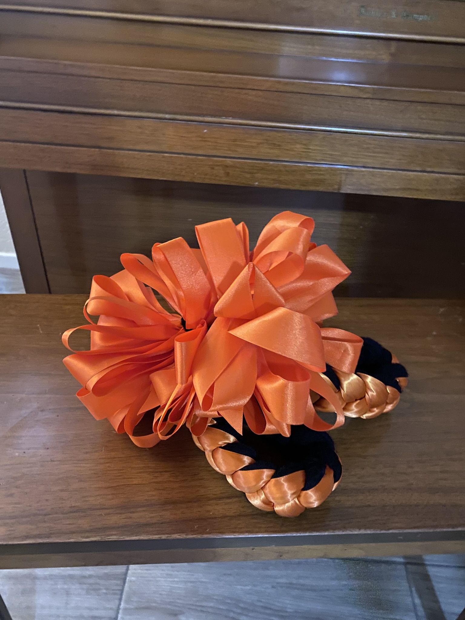 Ballet Folklorico Hair Accessory