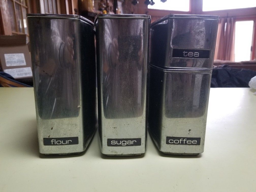 VINTAGE LINCOLN BEAUTYWARE KITCHEN CANISTERS