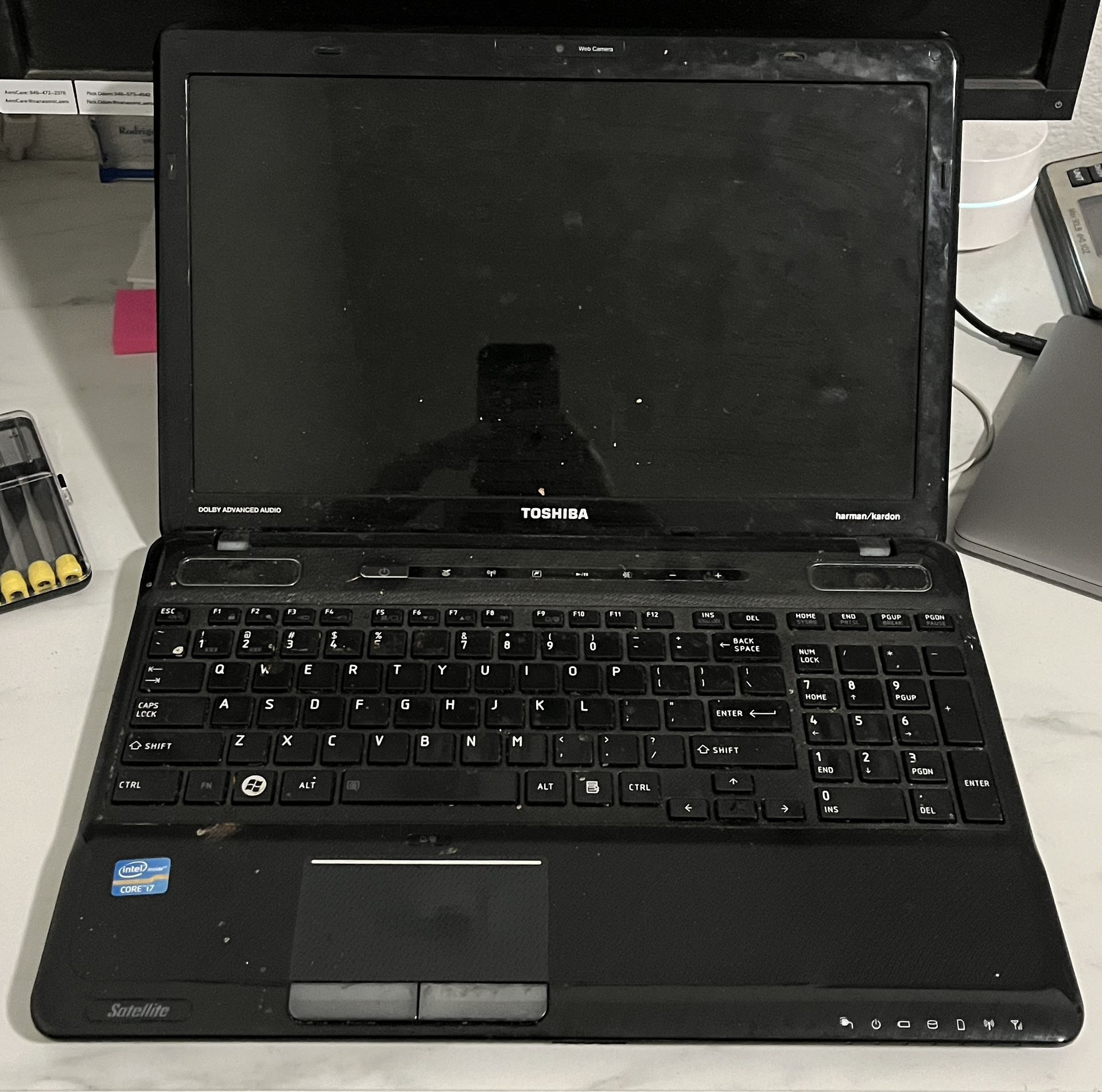 Toshiba Satellite A665-S5184x Laptop (Parts Only)