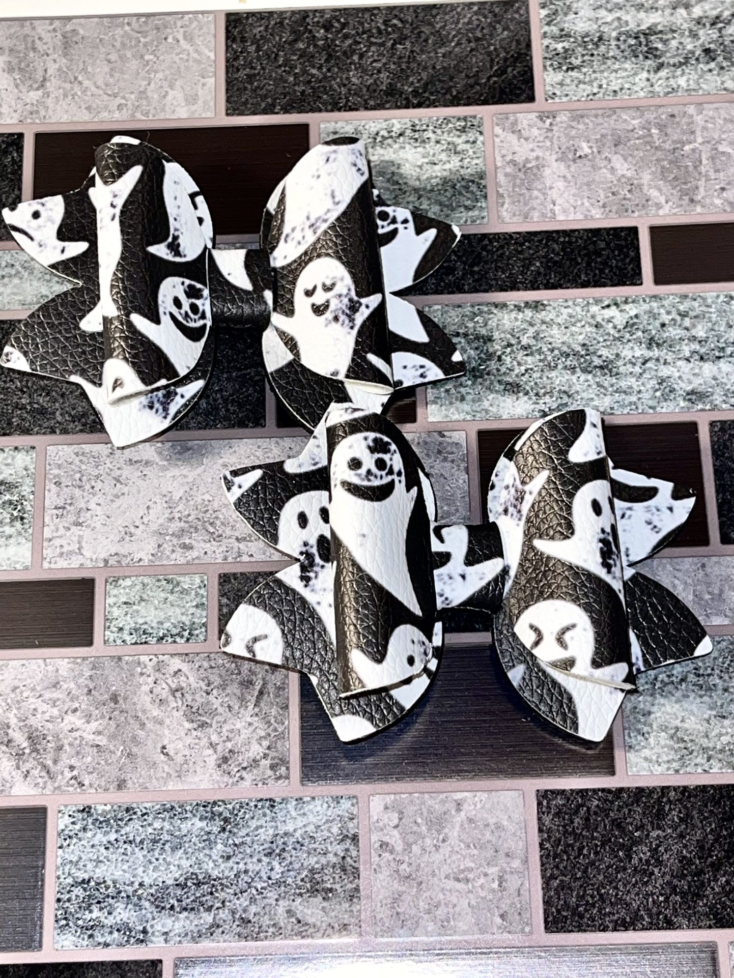 Bows Clip  4.5 In