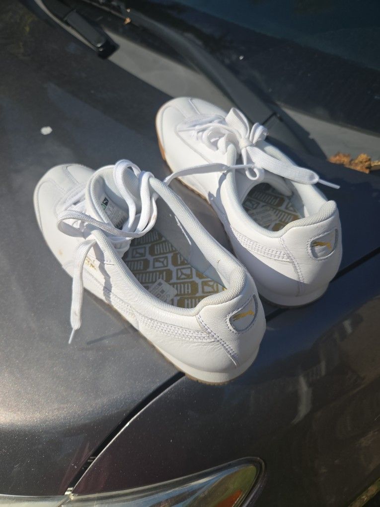 New Puma Shoes Size 8