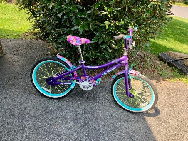 Northwoods Girls 20" Leilani Bike