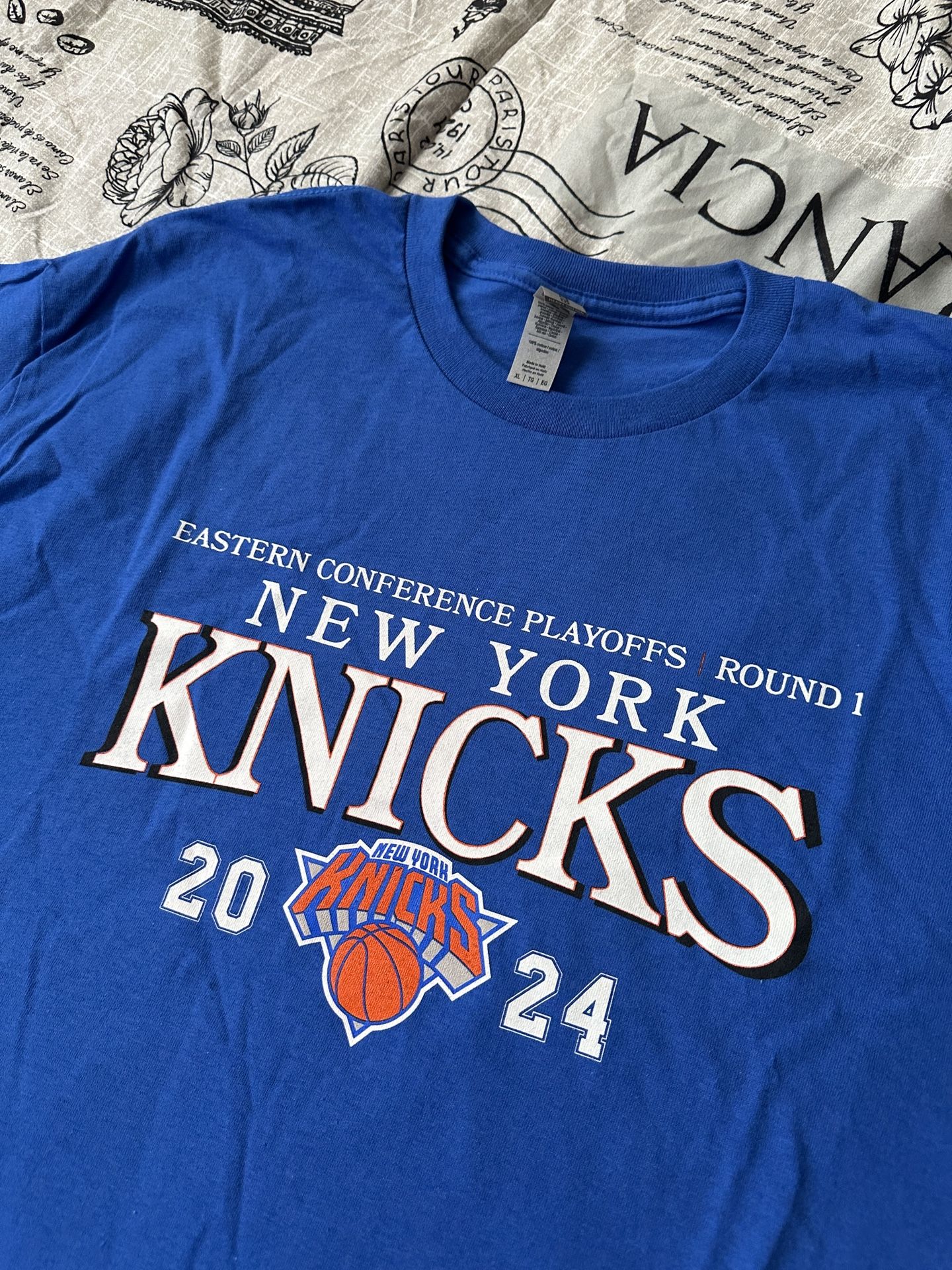 Knicks Tshirt Size XL