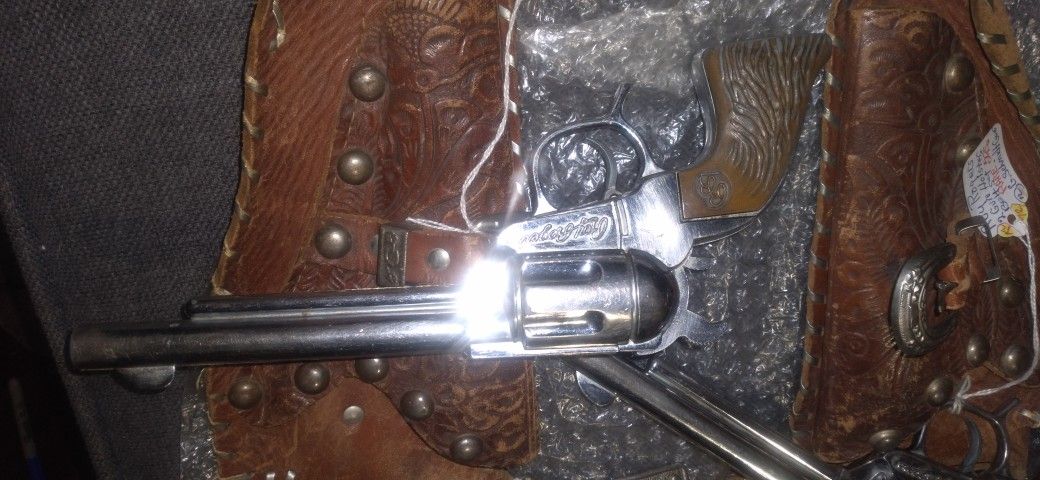 Vintage Roy Rogers Double Set Cap Guns