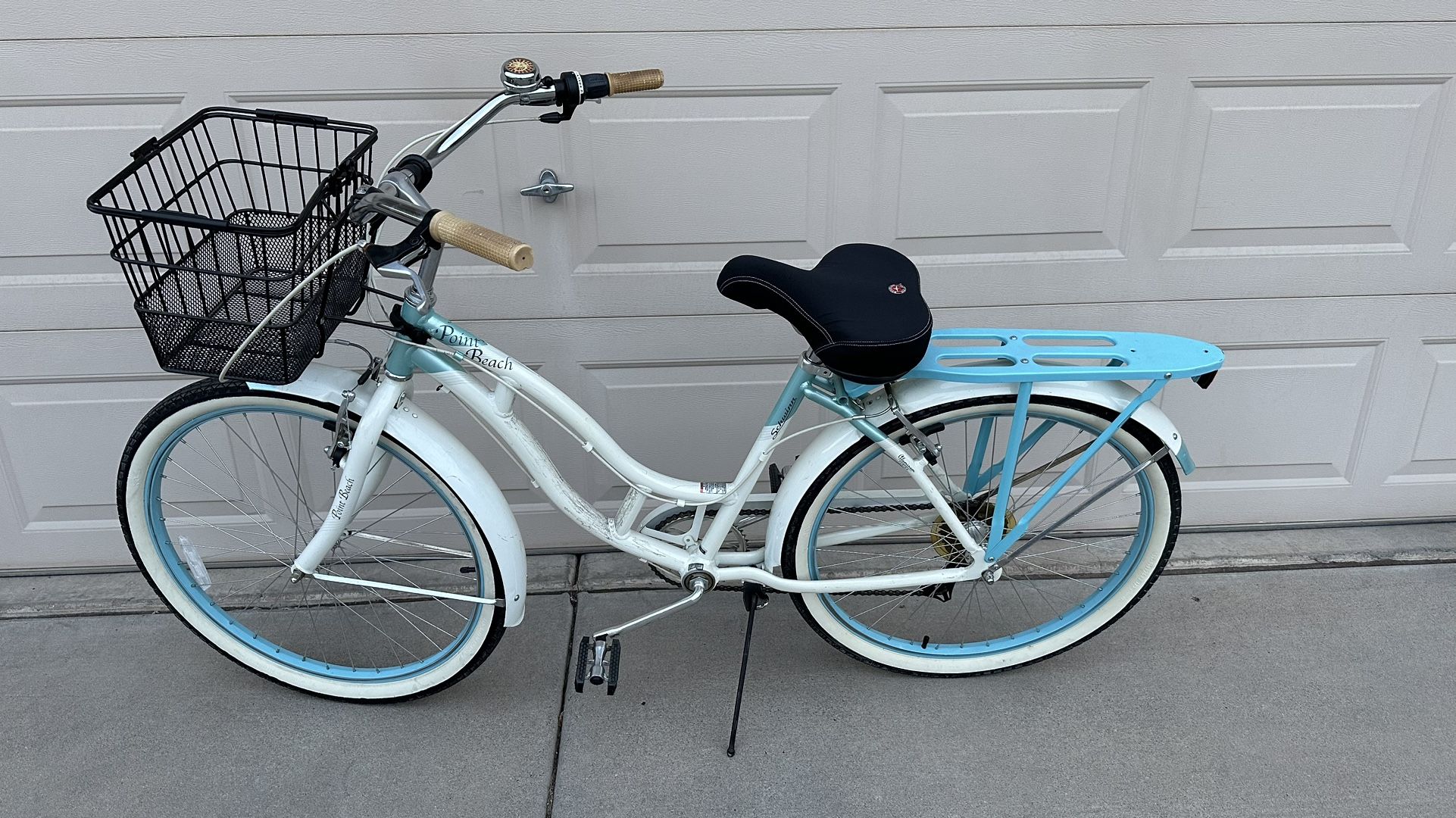 Women’s Beach Cruiser Bike