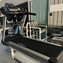 Spirit XT685 Treadmill 