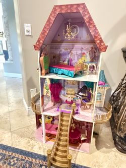 KidKraft Disney Princess Belle Dollhouse